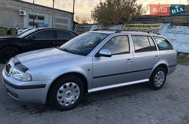 Універсал Skoda Octavia 2010 в Запоріжжі