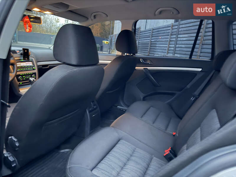 Универсал Skoda Octavia 2011 в Львове