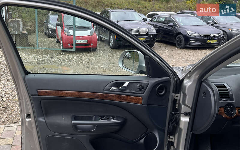 Универсал Skoda Octavia 2013 в Стрые