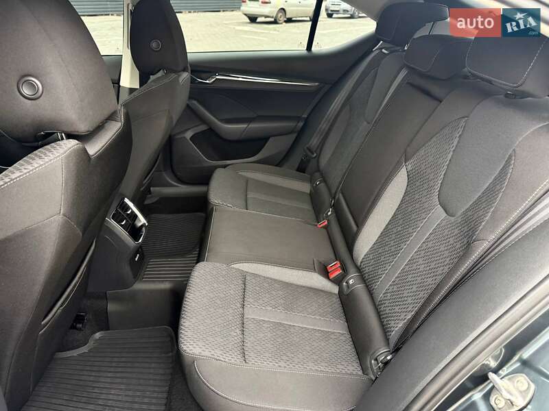 Лифтбек Skoda Octavia 2021 в Кривом Роге