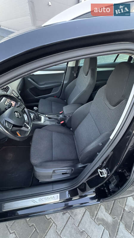 Универсал Skoda Octavia 2015 в Луцке фото 23 Универсал Skoda Octavia 2015 в Луцке