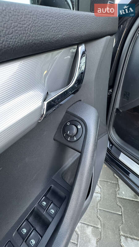 Универсал Skoda Octavia 2015 в Луцке фото 36 Универсал Skoda Octavia 2015 в Луцке