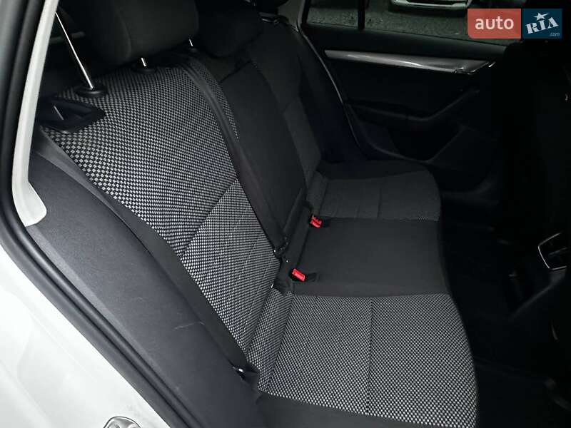 Универсал Skoda Octavia 2016 в Харькове