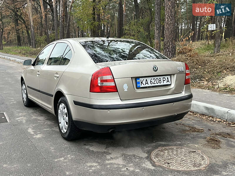 Лифтбек Skoda Octavia 2005 в Киеве