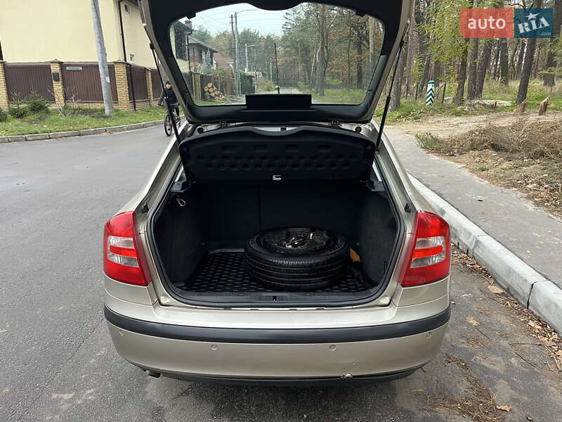 Лифтбек Skoda Octavia 2005 в Киеве