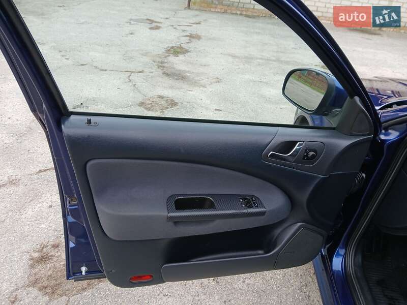 Универсал Skoda Octavia 2009 в Краснограде