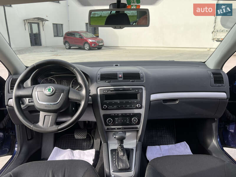 Универсал Skoda Octavia 2010 в Луцке