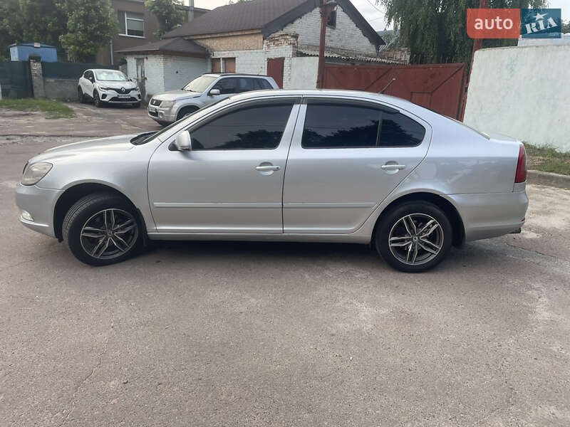 Лифтбек Skoda Octavia 2010 в Киеве фото 5 Лифтбек Skoda Octavia 2010 в Киеве