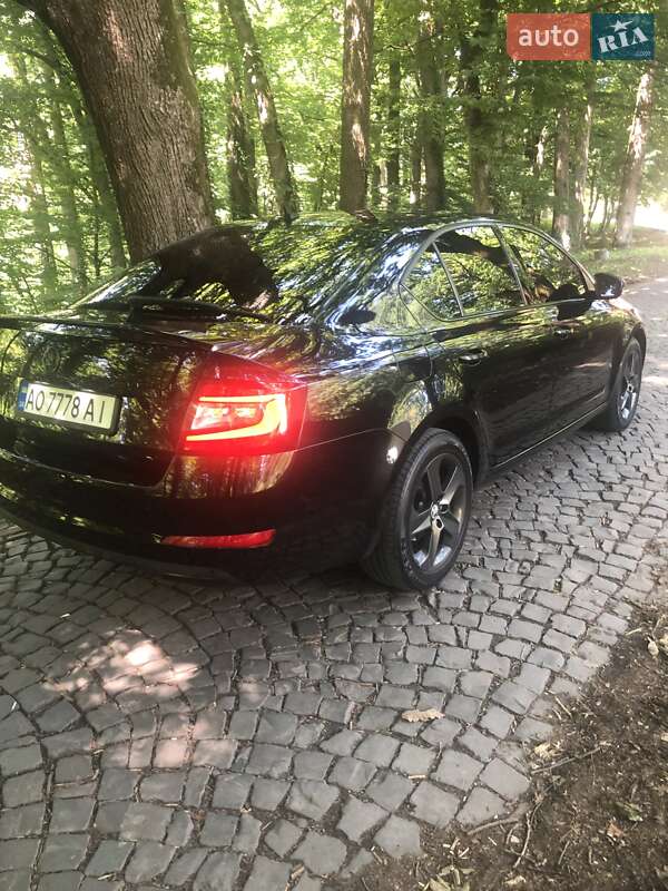 Лифтбек Skoda Octavia 2017 в Сваляве