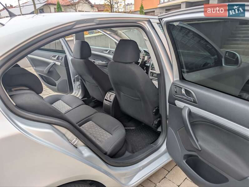 Лифтбек Skoda Octavia 2011 в Ивано-Франковске фото 45 Лифтбек Skoda Octavia 2011 в Ивано-Франковске