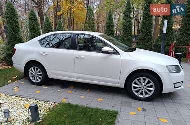 Ліфтбек Skoda Octavia 2015 в Києві