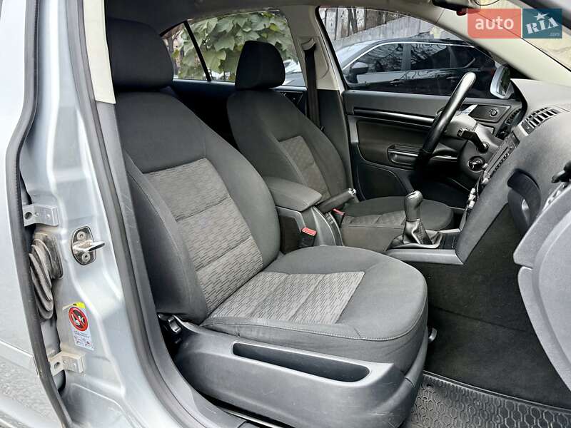 Лифтбек Skoda Octavia 2012 в Харькове фото 10 Лифтбек Skoda Octavia 2012 в Харькове