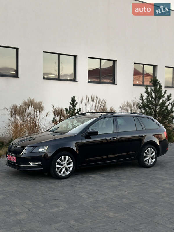 Универсал Skoda Octavia 2019 в Луцке