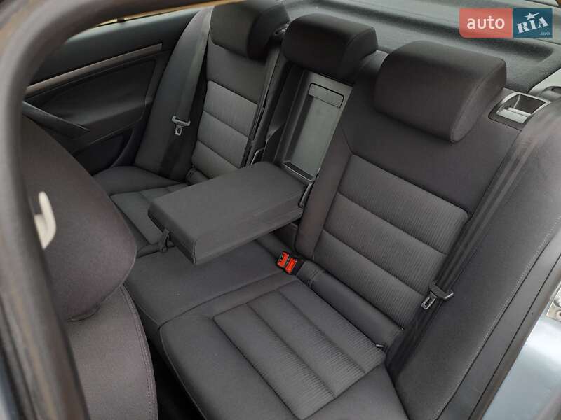 Ліфтбек Skoda Octavia 2004 в Жовкві фото 31 Ліфтбек Skoda Octavia 2004 в Жовкві