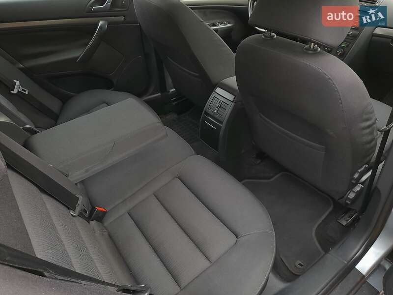 Ліфтбек Skoda Octavia 2004 в Жовкві фото 37 Ліфтбек Skoda Octavia 2004 в Жовкві