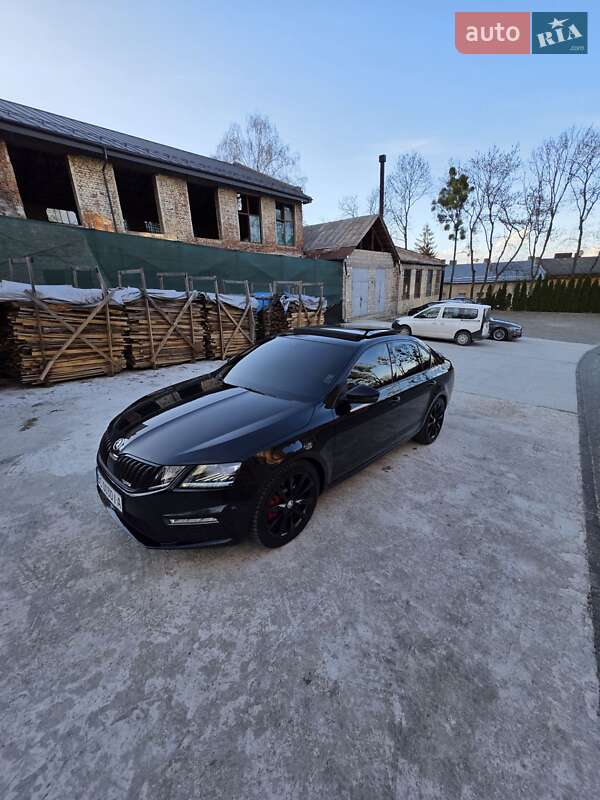 Лифтбек Skoda Octavia 2017 в Львове