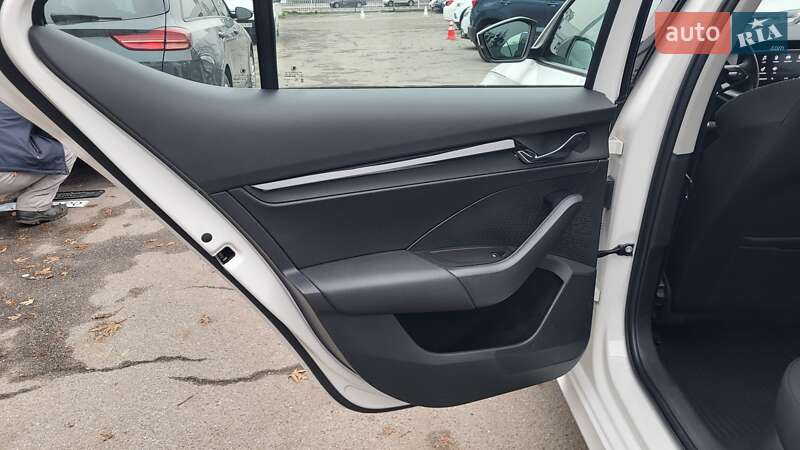 Ліфтбек Skoda Octavia 2021 в Києві