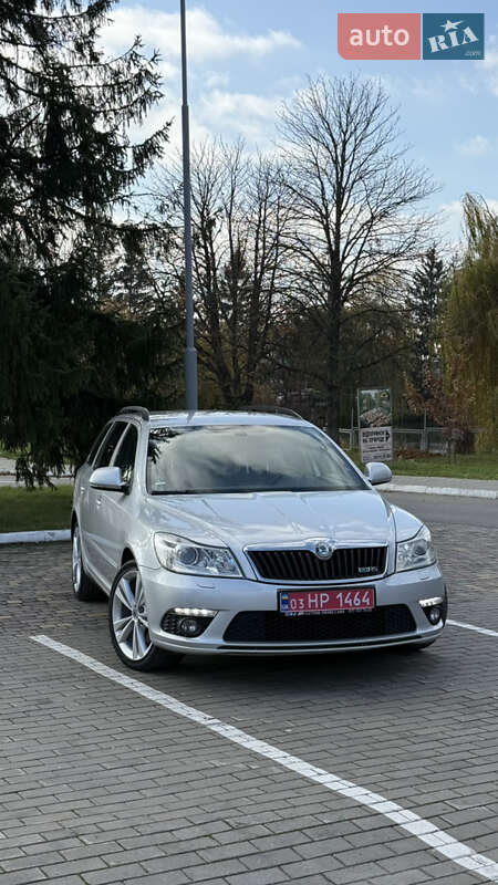 Универсал Skoda Octavia 2011 в Луцке фото 2 Универсал Skoda Octavia 2011 в Луцке