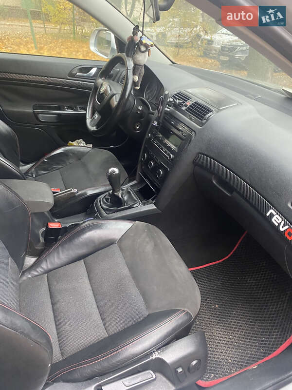 Лифтбек Skoda Octavia 2010 в Изюме фото 5 Лифтбек Skoda Octavia 2010 в Изюме