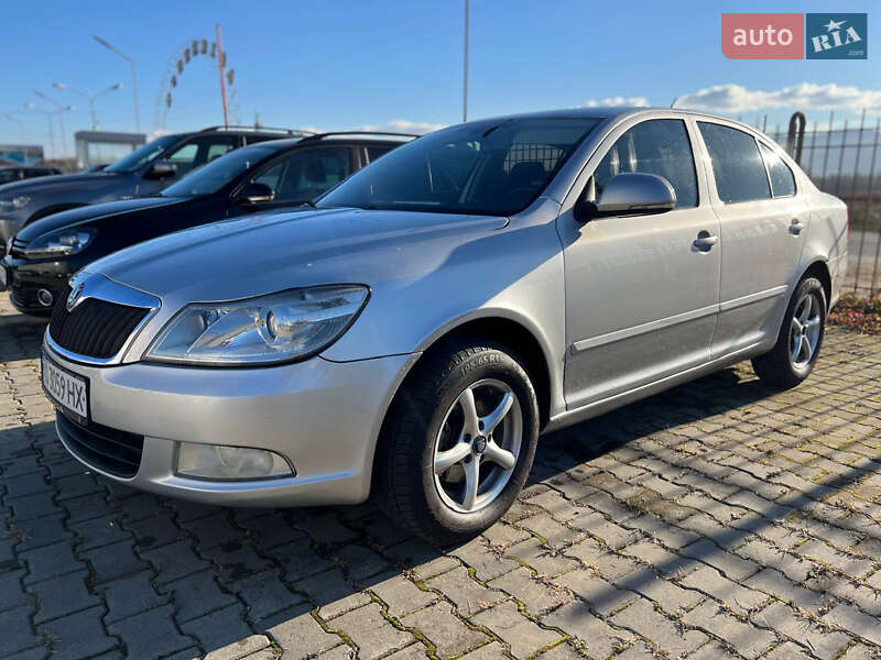 Лифтбек Skoda Octavia 2011 в Хусте фото 2 Лифтбек Skoda Octavia 2011 в Хусте