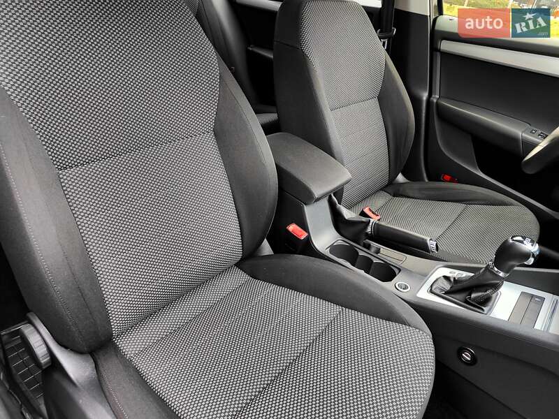 Лифтбек Skoda Octavia 2014 в Киеве