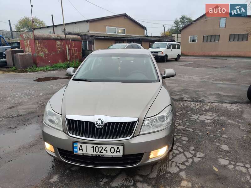 Лифтбек Skoda Octavia 2010 в Фастове