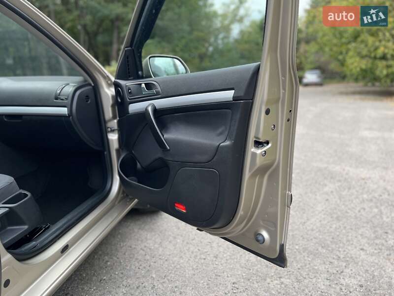 Лифтбек Skoda Octavia 2004 в Черкассах фото 23 Лифтбек Skoda Octavia 2004 в Черкассах