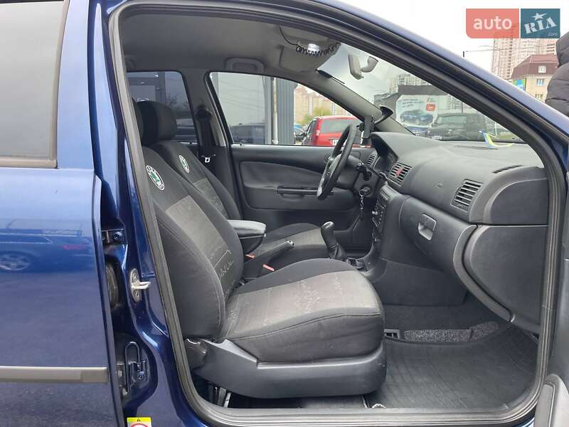 Лифтбек Skoda Octavia 2006 в Киеве фото 11 Лифтбек Skoda Octavia 2006 в Киеве