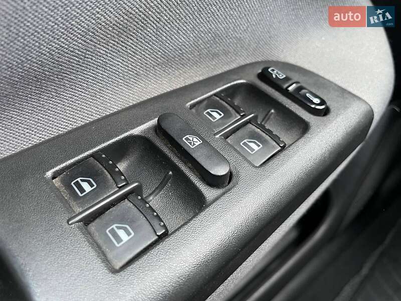 Лифтбек Skoda Octavia 2006 в Киеве фото 15 Лифтбек Skoda Octavia 2006 в Киеве