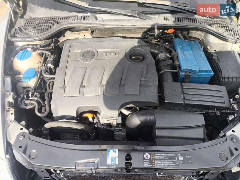 Универсал Skoda Octavia 2010 в Сумах