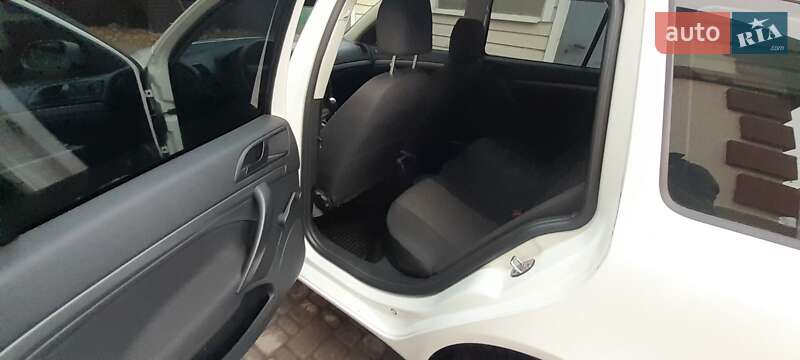 Универсал Skoda Octavia 2008 в Глухове