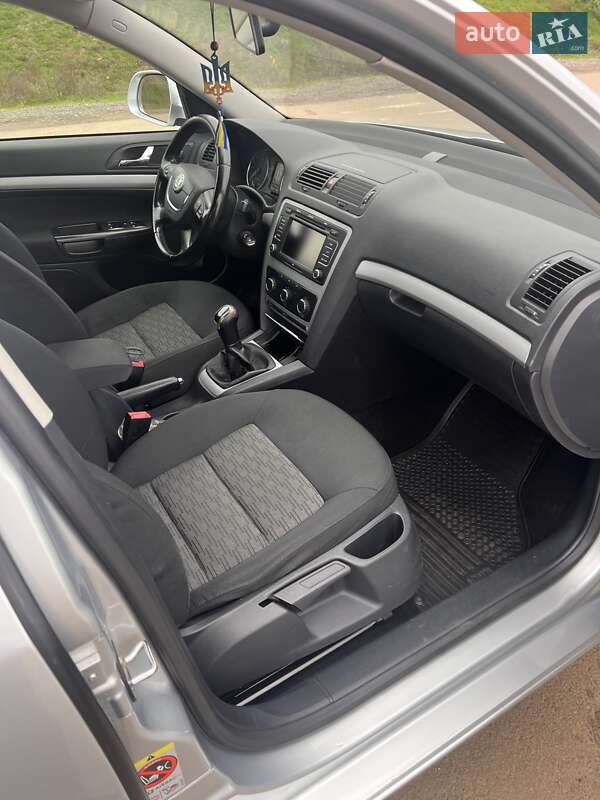 Универсал Skoda Octavia 2012 в Одессе фото 25 Универсал Skoda Octavia 2012 в Одессе