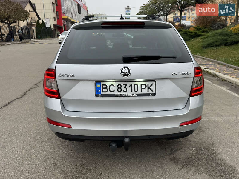 Универсал Skoda Octavia 2016 в Софиевской Борщаговке