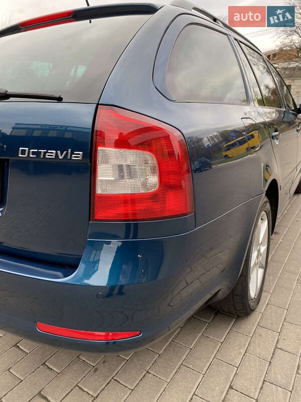 Универсал Skoda Octavia 2011 в Ровно