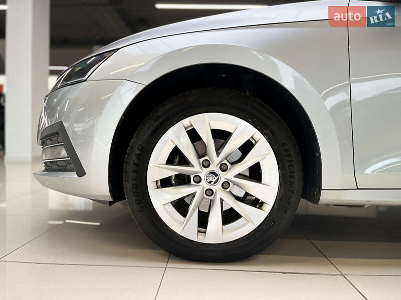 Ліфтбек Skoda Octavia 2021 в Хмельницькому