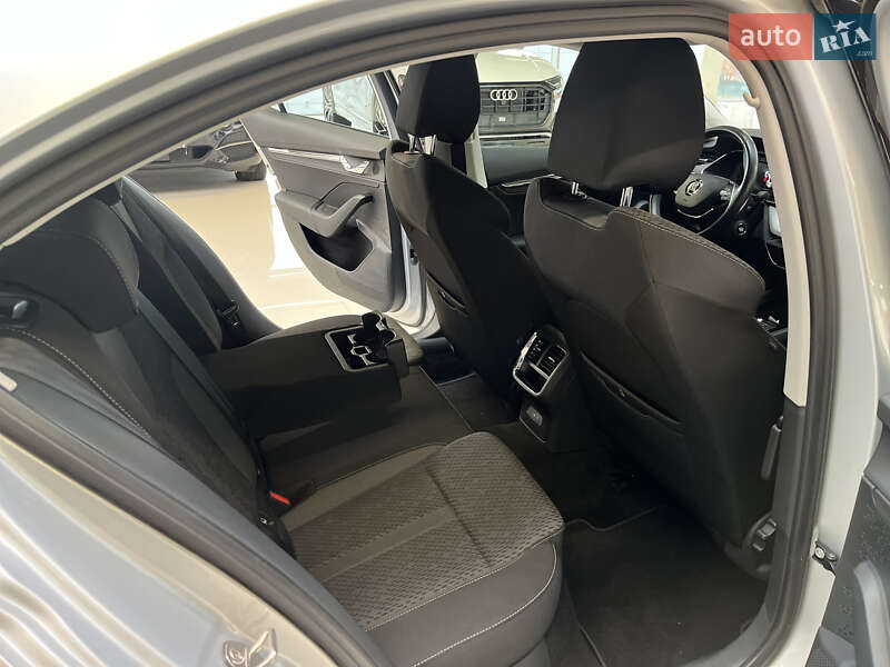 Ліфтбек Skoda Octavia 2021 в Хмельницькому