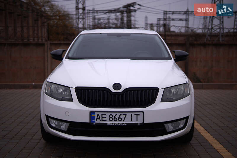 Лифтбек Skoda Octavia 2013 в Кривом Роге фото 2 Лифтбек Skoda Octavia 2013 в Кривом Роге