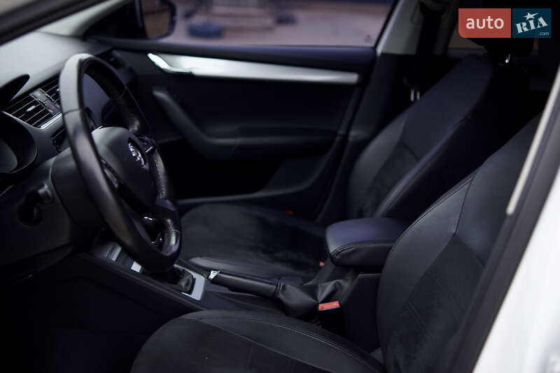 Лифтбек Skoda Octavia 2013 в Кривом Роге фото 14 Лифтбек Skoda Octavia 2013 в Кривом Роге