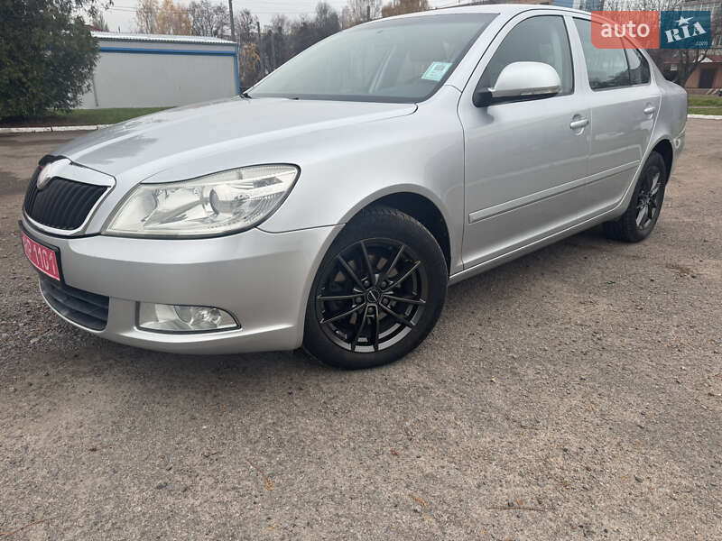 Лифтбек Skoda Octavia 2009 в Ровно фото 3 Лифтбек Skoda Octavia 2009 в Ровно