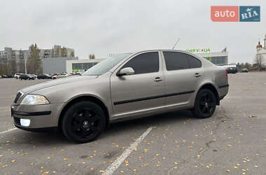 Лифтбек Skoda Octavia 2008 в Запорожье