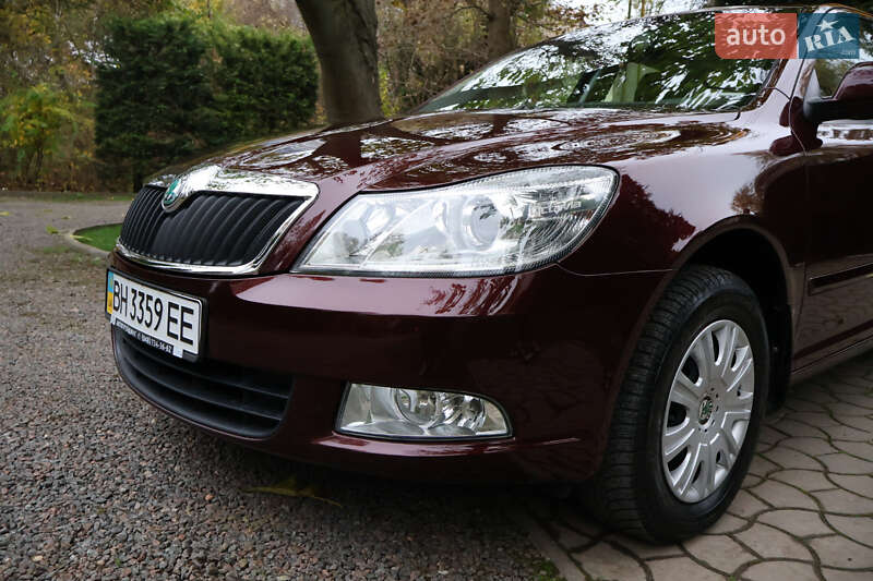 Лифтбек Skoda Octavia 2012 в Одессе