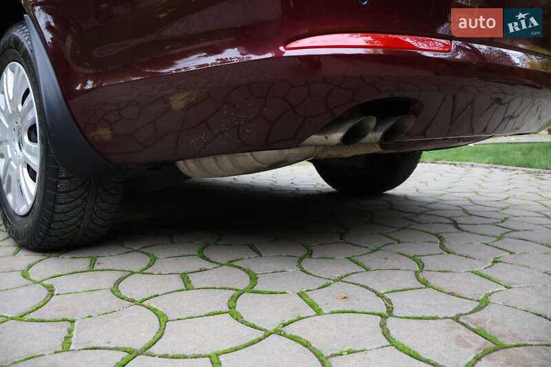 Лифтбек Skoda Octavia 2012 в Одессе