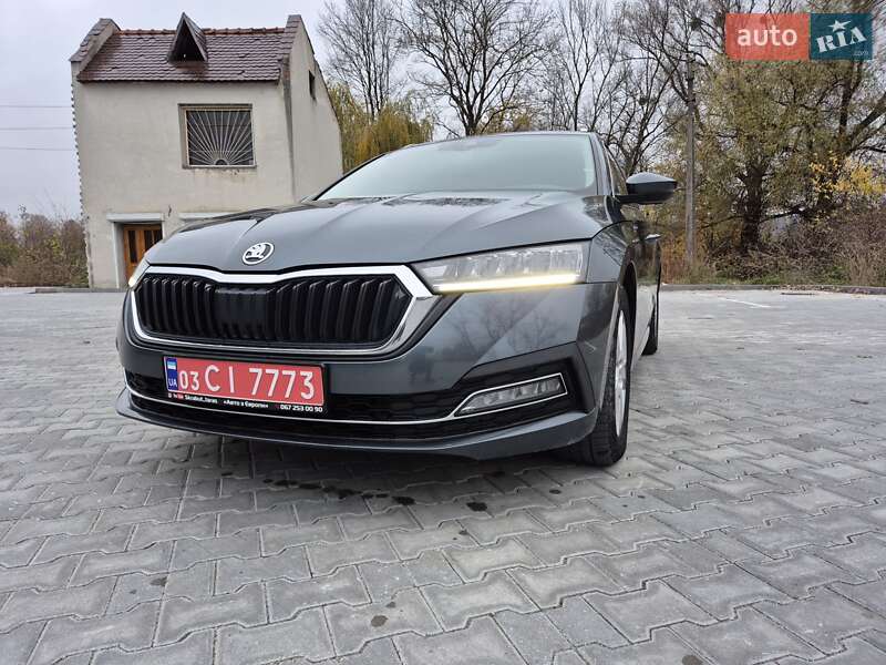 Універсал Skoda Octavia 2021 в Бережанах