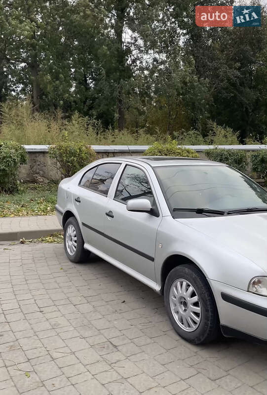 Лифтбек Skoda Octavia 1998 в Городке фото 3 Лифтбек Skoda Octavia 1998 в Городке