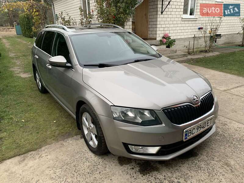 Универсал Skoda Octavia 2013 в Вараше