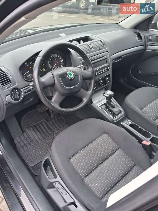 Универсал Skoda Octavia 2012 в Ровно