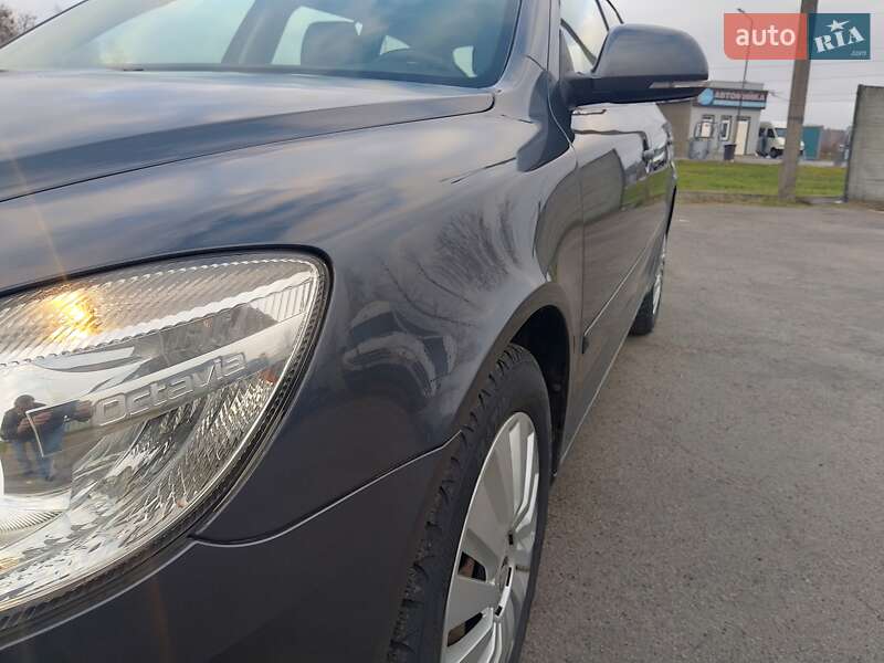 Универсал Skoda Octavia 2011 в Ровно
