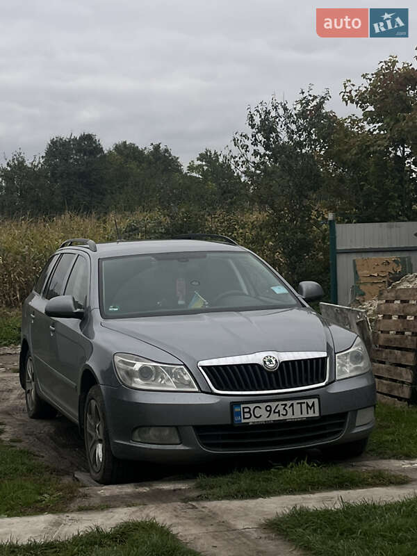 Skoda Octavia 2012 Skoda Octavia 2012