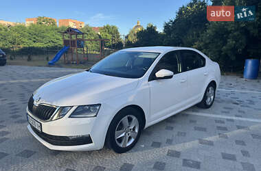 Лифтбек Skoda Octavia 2017 в Мукачево