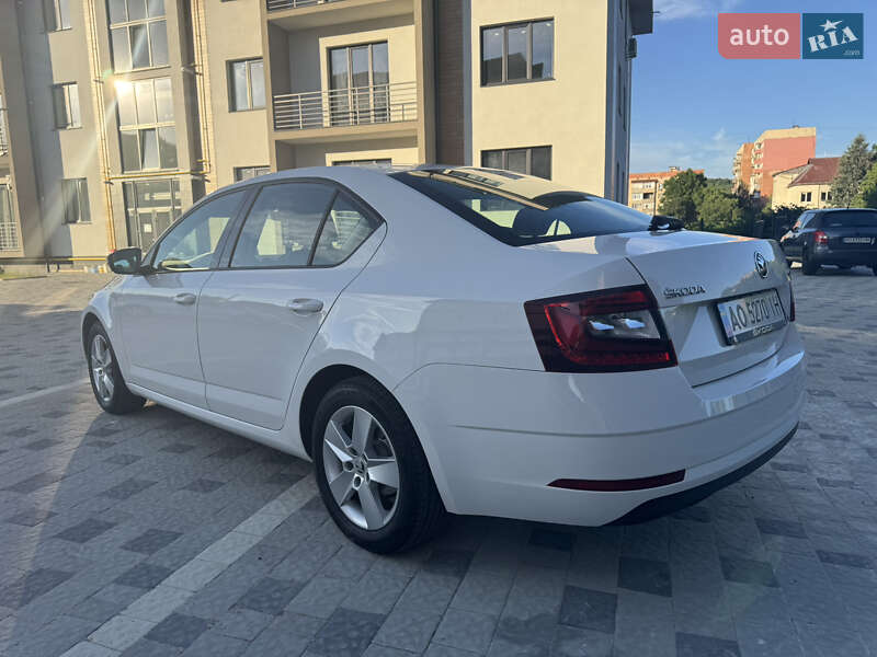 Лифтбек Skoda Octavia 2017 в Мукачево